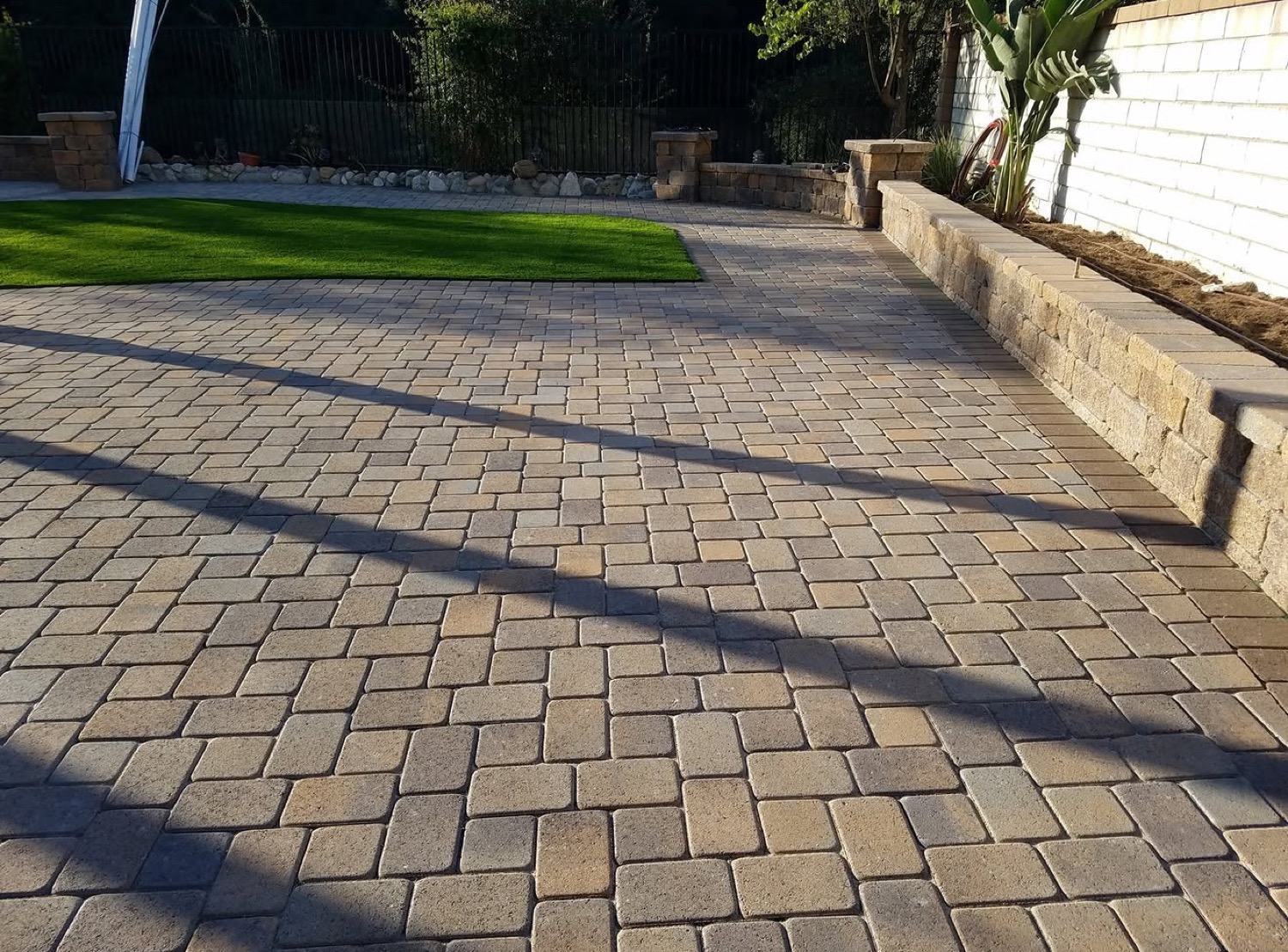 Curved driveway with turf border
