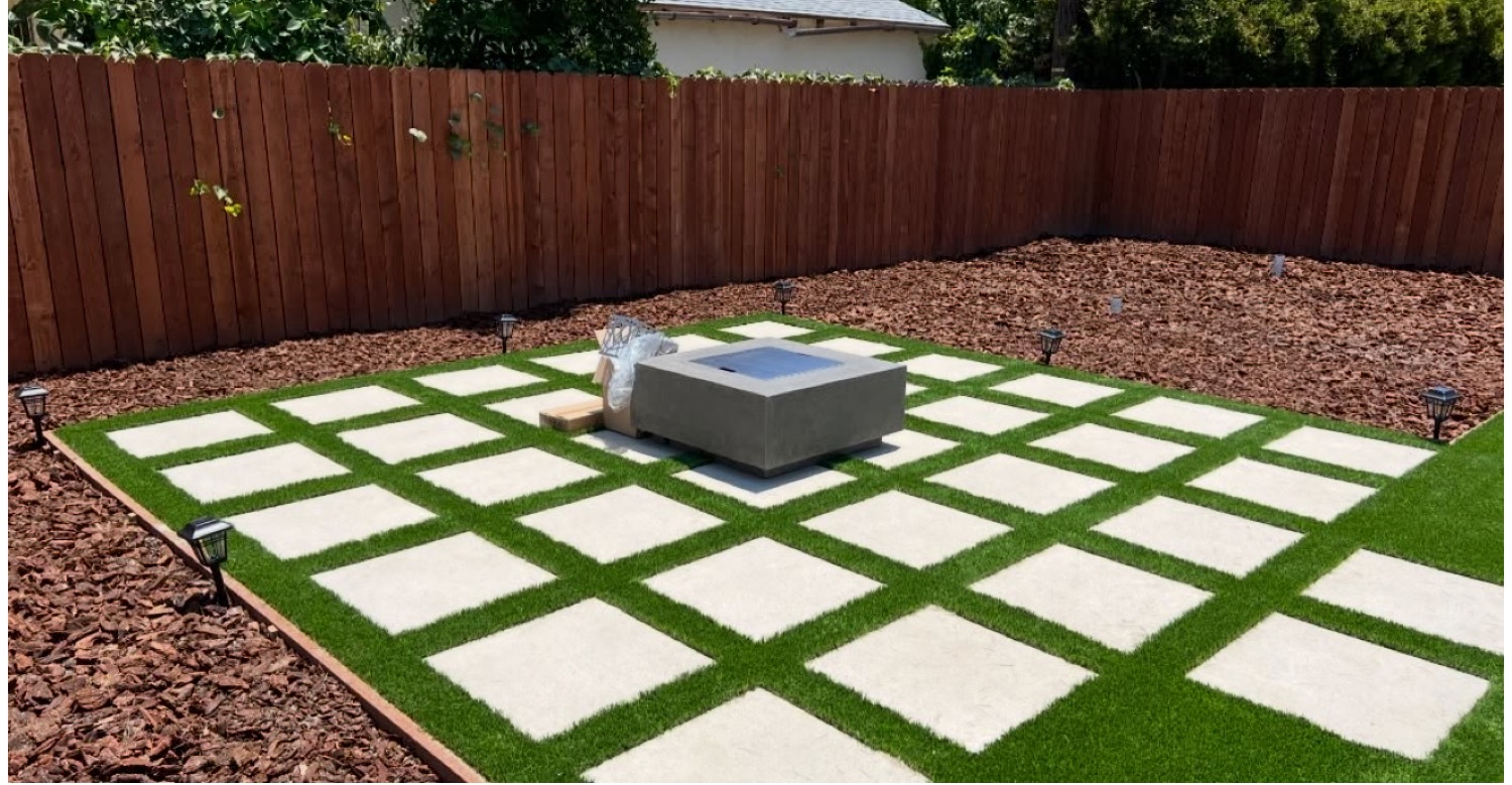 Turf & paver checkerboard with fire feature